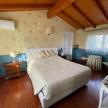 Lussuosa Villa Vicino Alla Stazione Caronno Pertusella Ngoại thất bức ảnh